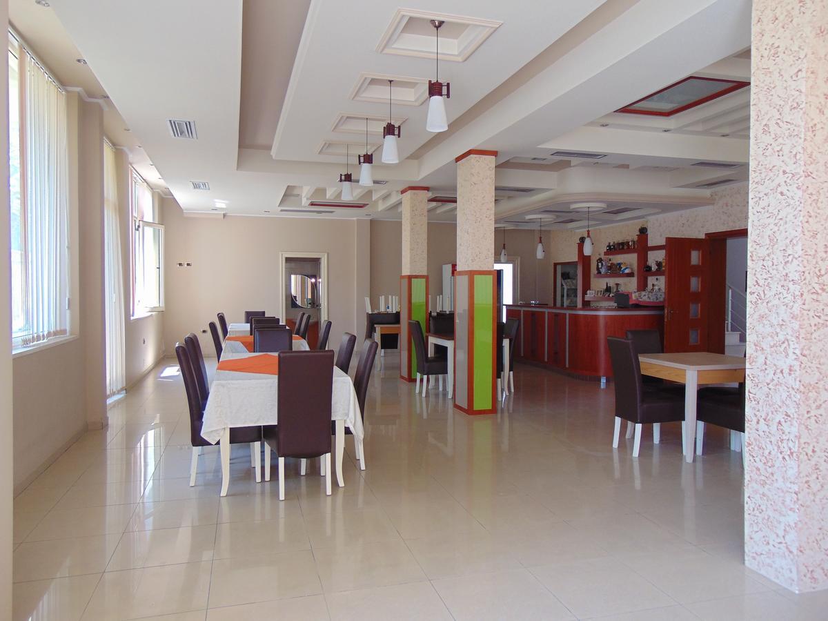 Vila Tate Hotel